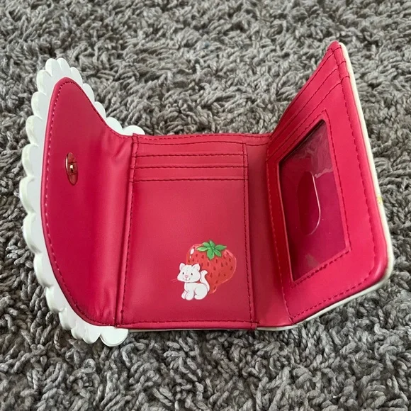 Box lunch Strawberry Shortcake Wallet - Picture 3 of 3